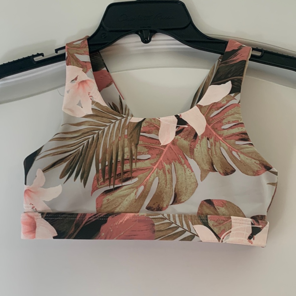 Girls sports bra.